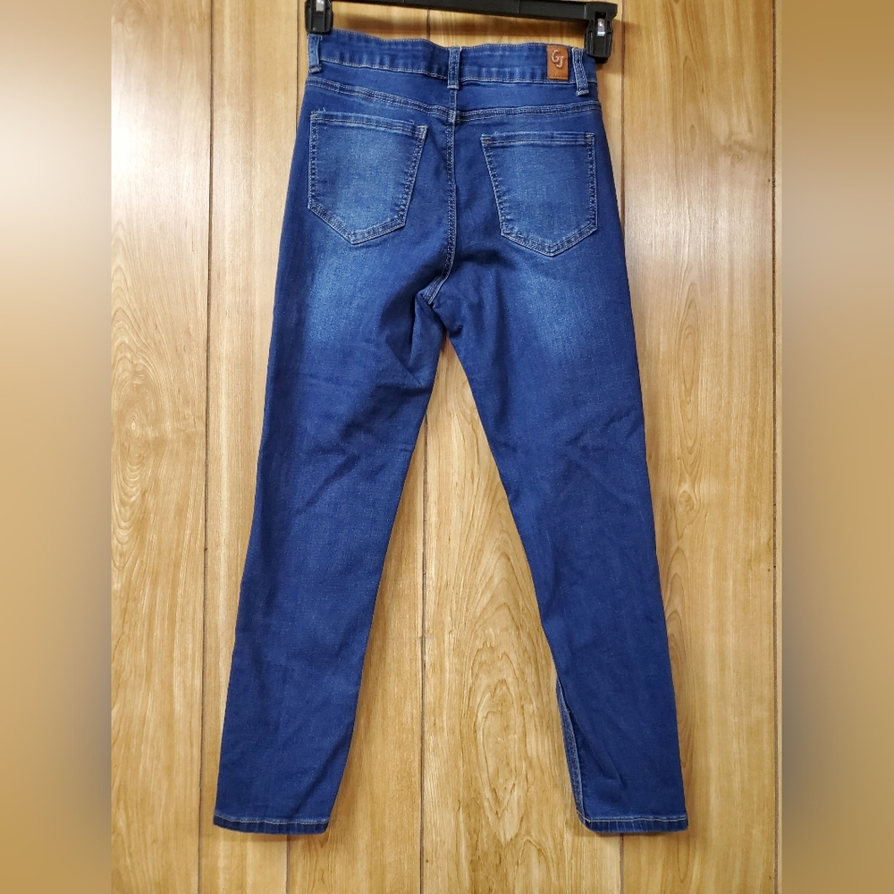 GoGo Jeans Size 5 Highrise Ripped - Picture 2 of 6